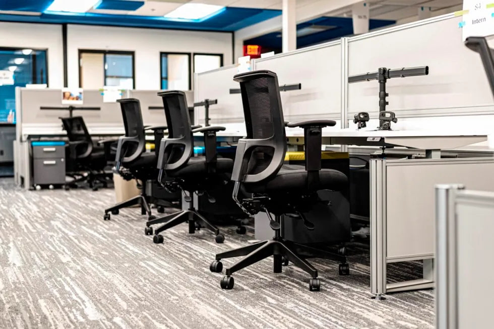 THE CHAIR IS SYMBOL OF COMFY AND POWER – Multiwood
